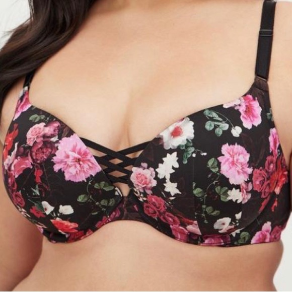 Torrid XO Plunge 360° Back Smoothing Bra - Picture 2 of 6